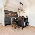 Dc II Downtown Apartment
